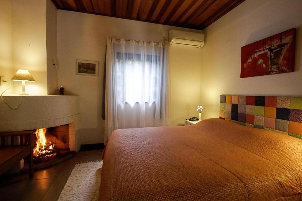Pequena Suecia Hotell Penedo  Rum bild