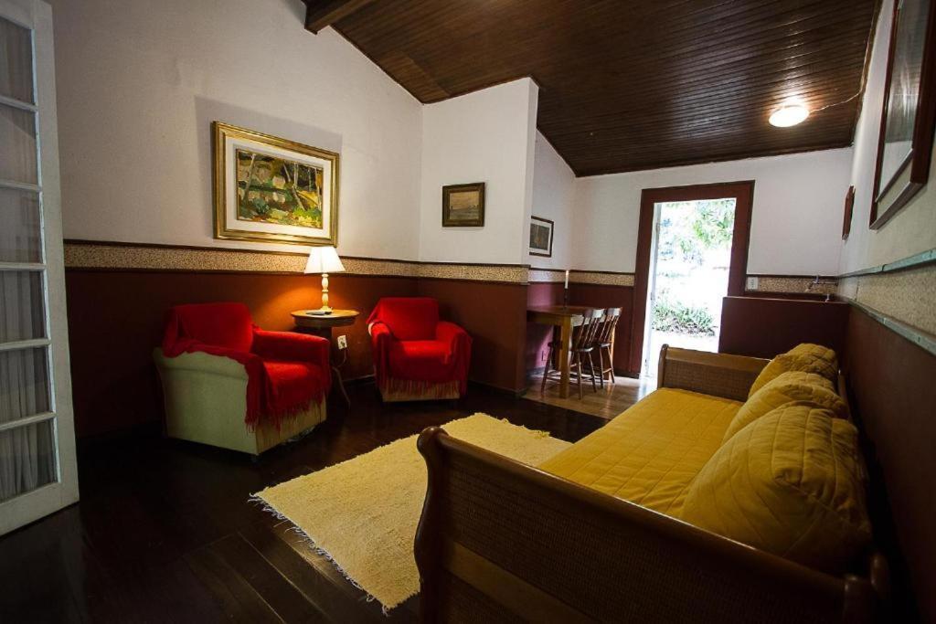 Pequena Suecia Hotell Penedo  Rum bild