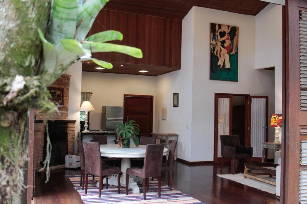 Pequena Suecia Hotell Penedo  Rum bild