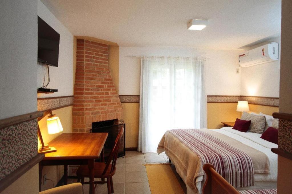 Pequena Suecia Hotell Penedo  Rum bild