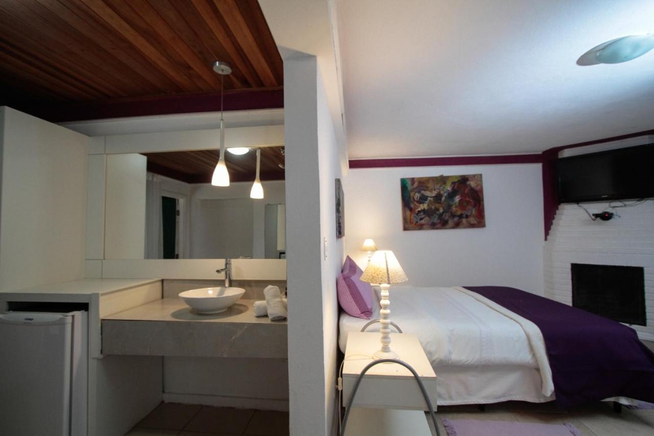 Pequena Suecia Hotell Penedo  Rum bild