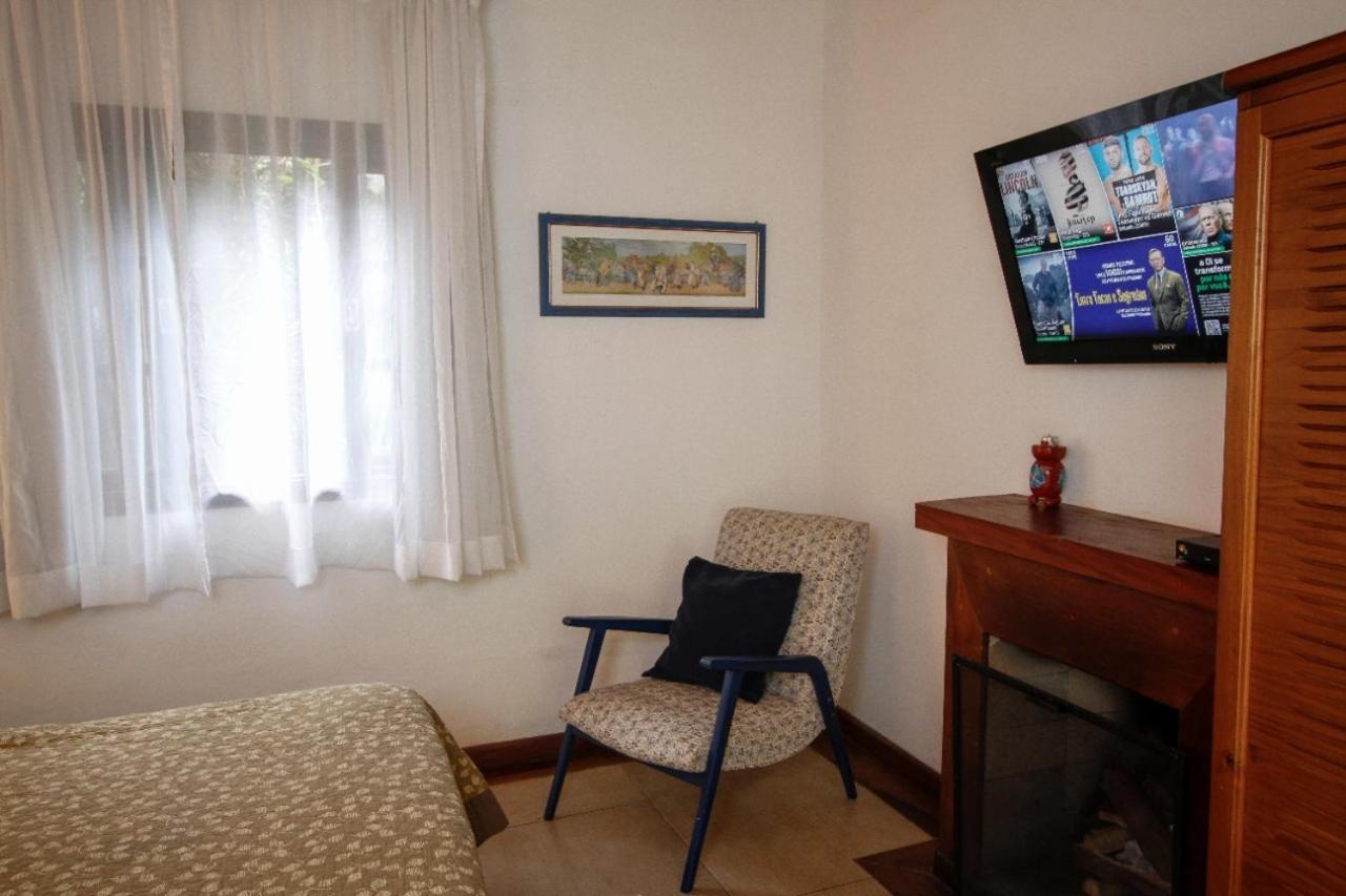 Pequena Suecia Hotell Penedo  Rum bild